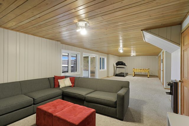 701 W River Parkway, Champlin, MN 55316