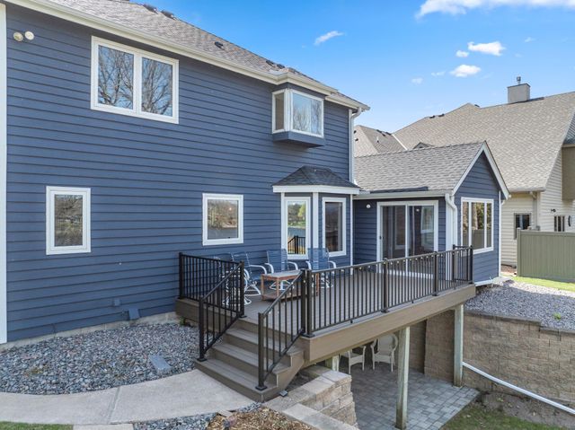 701 W River Parkway, Champlin, MN 55316