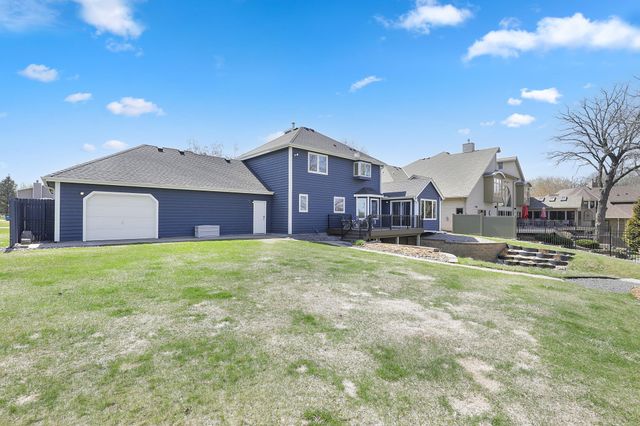 701 W River Parkway, Champlin, MN 55316