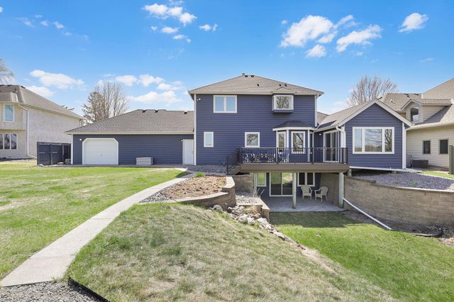 701 W River Parkway, Champlin, MN 55316