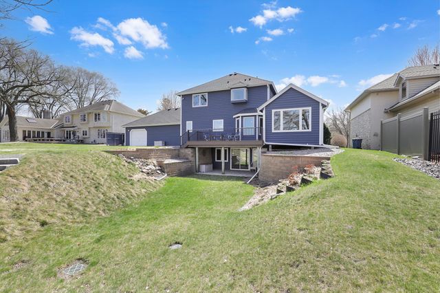701 W River Parkway, Champlin, MN 55316