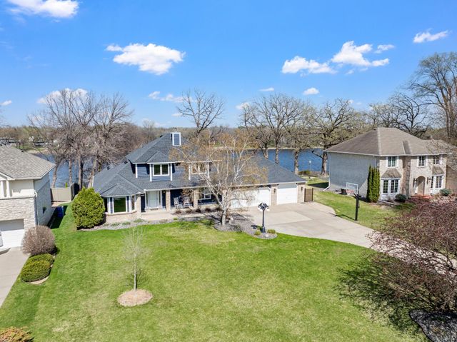 701 W River Parkway, Champlin, MN 55316