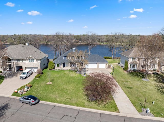 701 W River Parkway, Champlin, MN 55316
