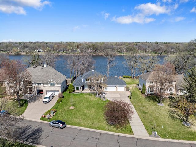 701 W River Parkway, Champlin, MN 55316
