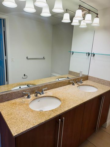 610 CLEMATIS Street 808, West Palm Beach, FL 33401