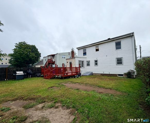 17 Kenyon Place, East Hartford, CT 06108
