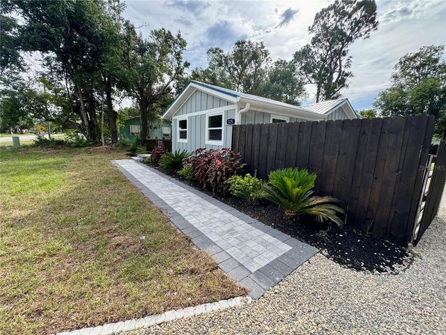 225 S HILLSBOROUGH AVENUE, Arcadia, FL 34266