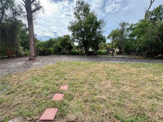 225 S HILLSBOROUGH AVENUE, Arcadia, FL 34266