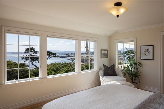 888 Del Monte Boulevard, Pacific Grove, CA 93950