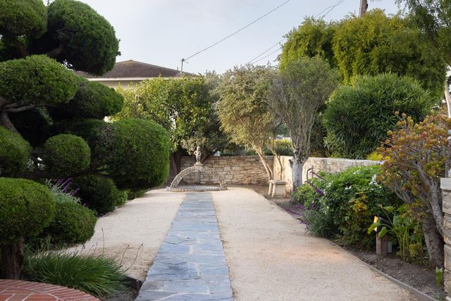 888 Del Monte Boulevard, Pacific Grove, CA 93950