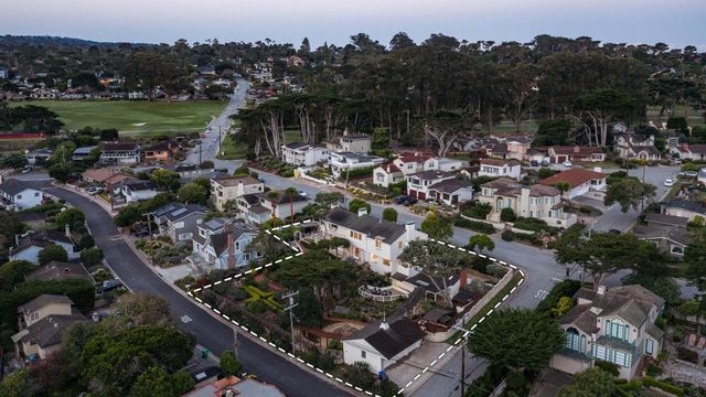 888 Del Monte Boulevard, Pacific Grove, CA 93950