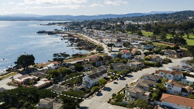 888 Del Monte Boulevard, Pacific Grove, CA 93950