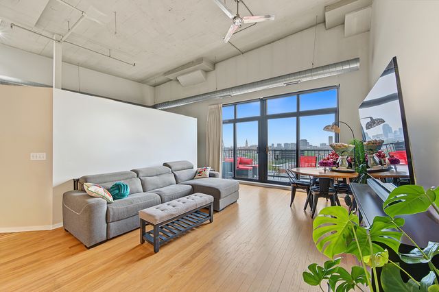 1524 S Sangamon Street 704S, Chicago, IL 60608