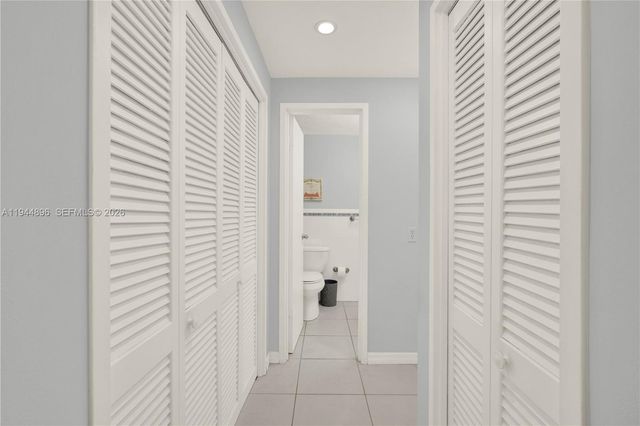 3505 S Ocean Dr 318, Hollywood, FL 33019