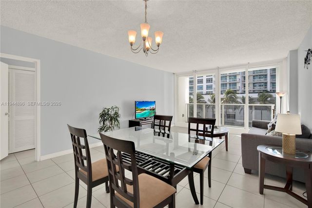 3505 S Ocean Dr 318, Hollywood, FL 33019