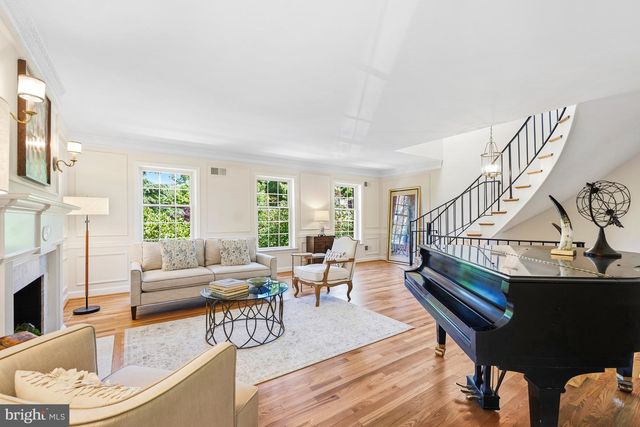 3808 KLINGLE PL NW, Washington, DC 20016