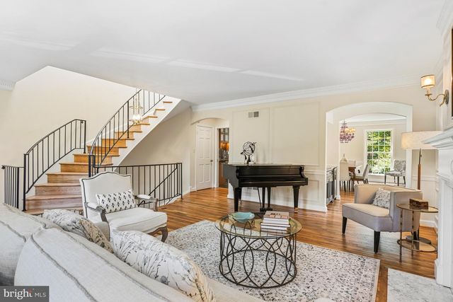3808 KLINGLE PL NW, Washington, DC 20016