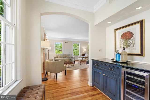 3808 KLINGLE PL NW, Washington, DC 20016