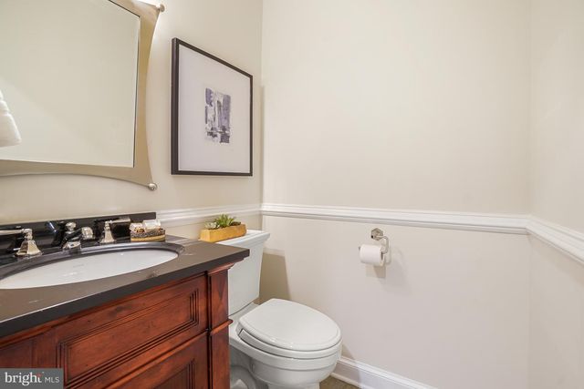 3808 KLINGLE PL NW, Washington, DC 20016