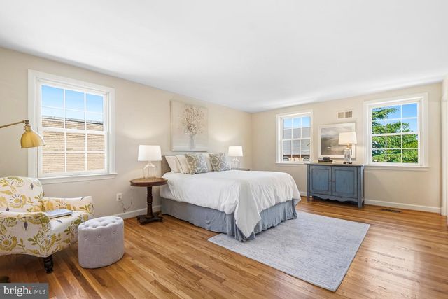 3808 KLINGLE PL NW, Washington, DC 20016