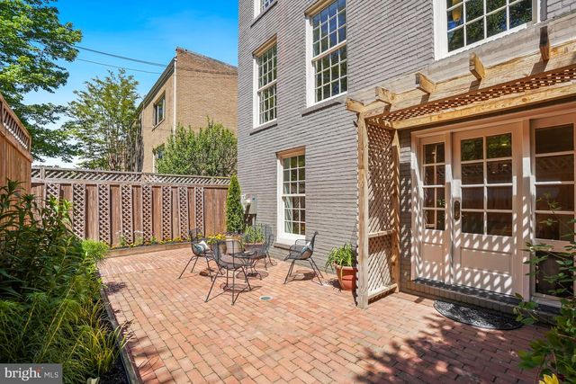 3808 KLINGLE PL NW, Washington, DC 20016