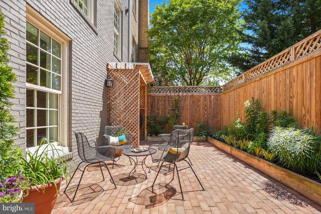 3808 KLINGLE PL NW, Washington, DC 20016