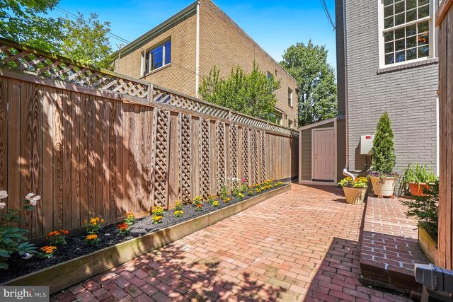 3808 KLINGLE PL NW, Washington, DC 20016