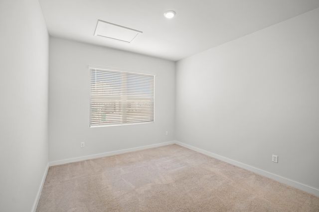 1617 Medinah Ln, Lebanon, TN 37087