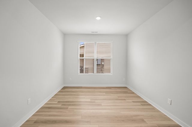 1617 Medinah Ln, Lebanon, TN 37087