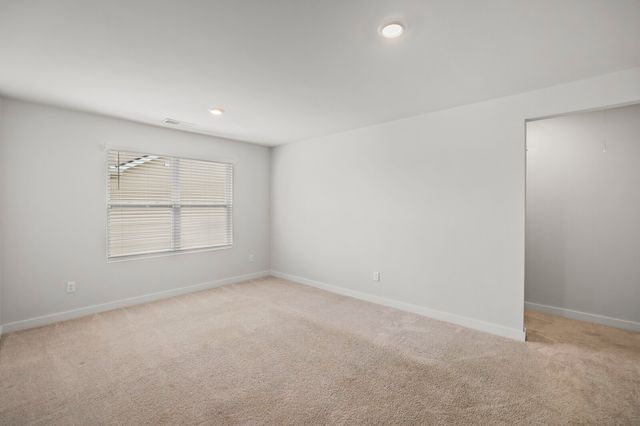 1617 Medinah Ln, Lebanon, TN 37087