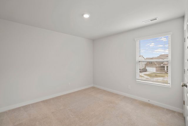 1617 Medinah Ln, Lebanon, TN 37087