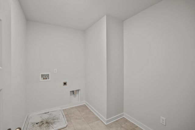 1617 Medinah Ln, Lebanon, TN 37087