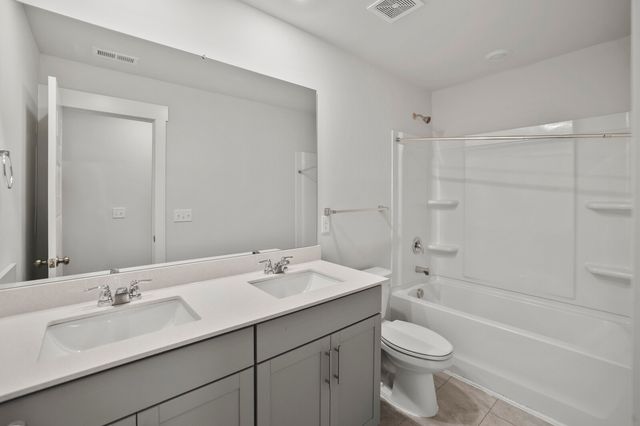 1617 Medinah Ln, Lebanon, TN 37087