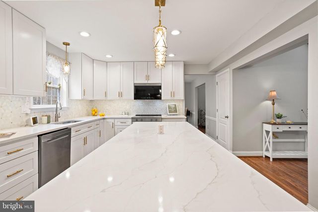 1860 BATTERY, Owings, MD 20736