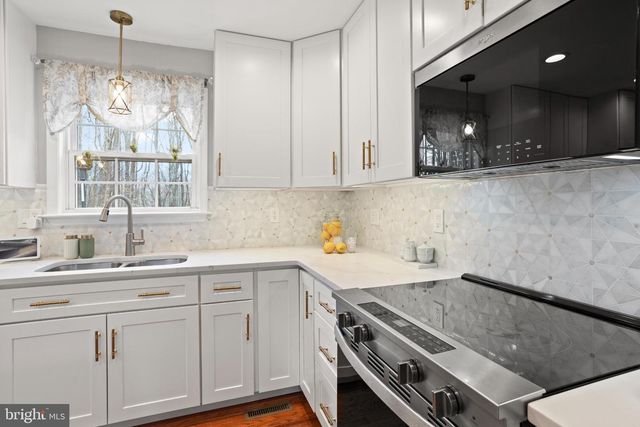 1860 BATTERY, Owings, MD 20736