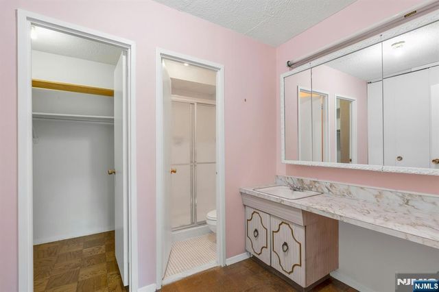 2150 Center Avenue 2E, Fort Lee, NJ 07024