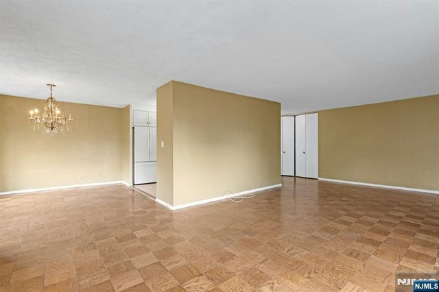 2150 Center Avenue 2E, Fort Lee, NJ 07024