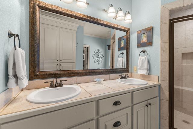 11 Plainview Crossing, Hattiesburg, MS 39402