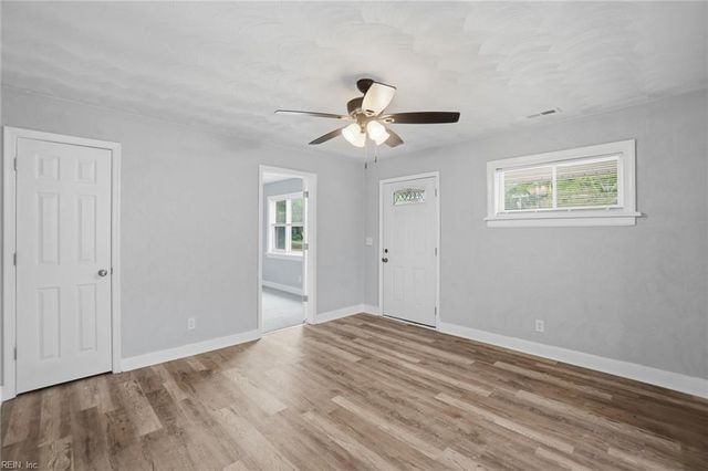 856 Clinton ST, Virginia Beach, VA 23464