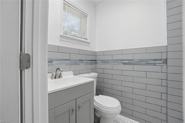 856 Clinton ST, Virginia Beach, VA 23464