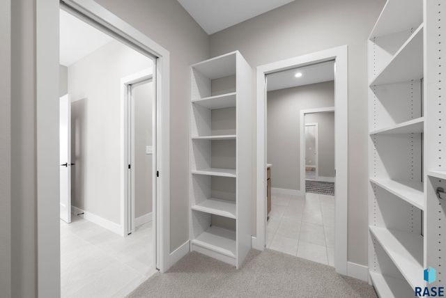 8312 E Wicker Ct Court, Sioux Falls, SD 57110