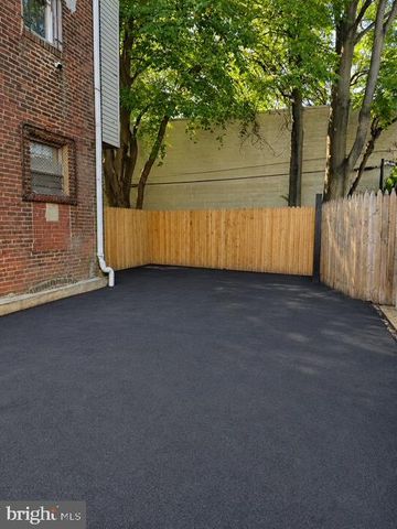5339 WOODLAND AVE, Philadelphia, PA 19143