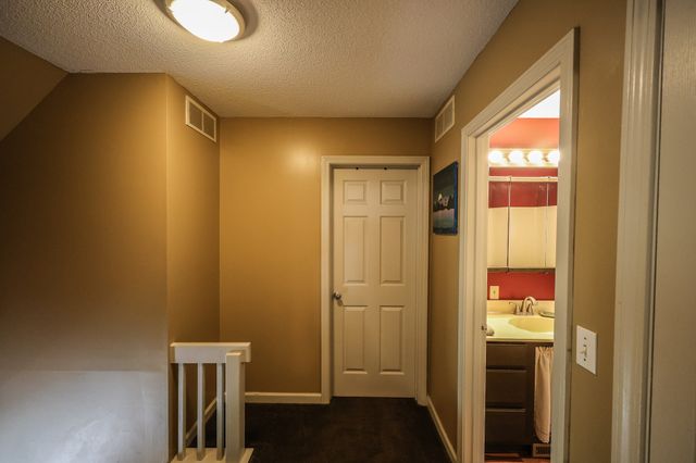 162 Jackson, Belchertown, MA 01007