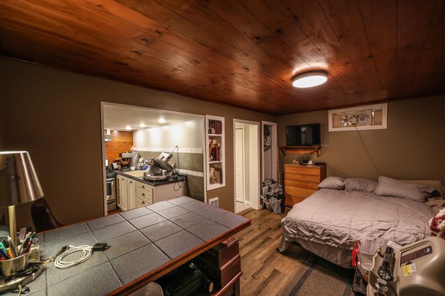 162 Jackson, Belchertown, MA 01007