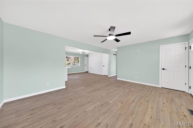 1585 Pepperhill Drive, Florissant, MO 63033