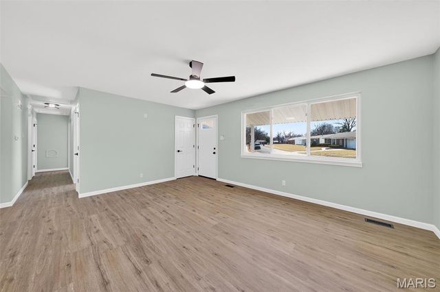 1585 Pepperhill Drive, Florissant, MO 63033