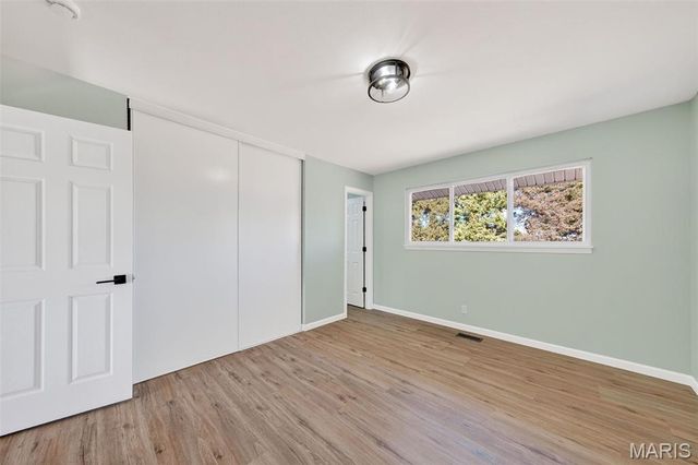 1585 Pepperhill Drive, Florissant, MO 63033