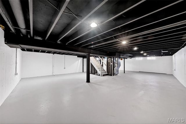 1585 Pepperhill Drive, Florissant, MO 63033