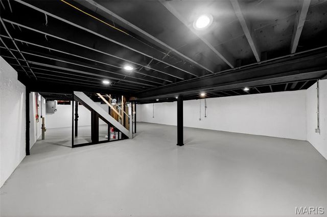 1585 Pepperhill Drive, Florissant, MO 63033