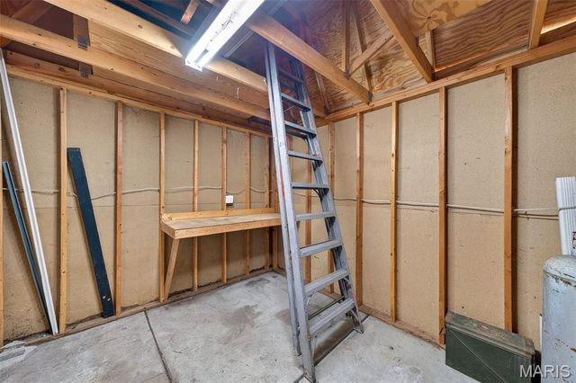 1585 Pepperhill Drive, Florissant, MO 63033